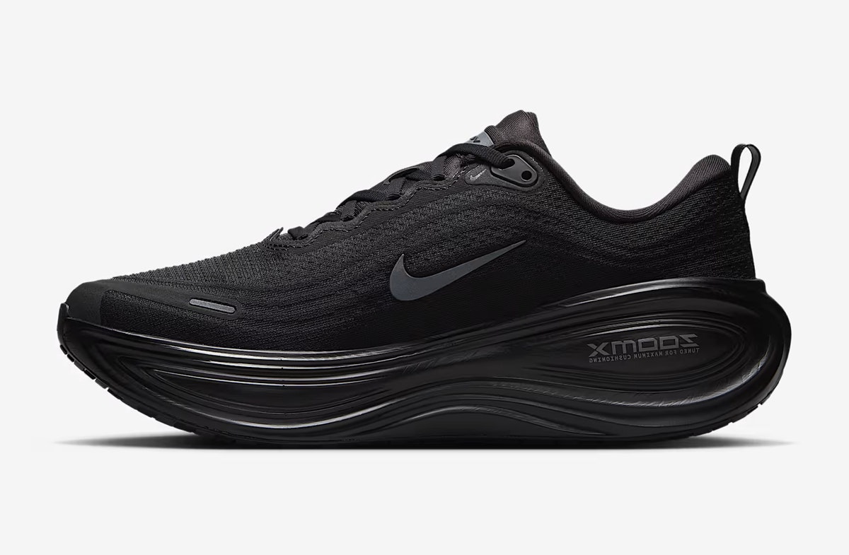 Nike Vomero Plus Triple Black