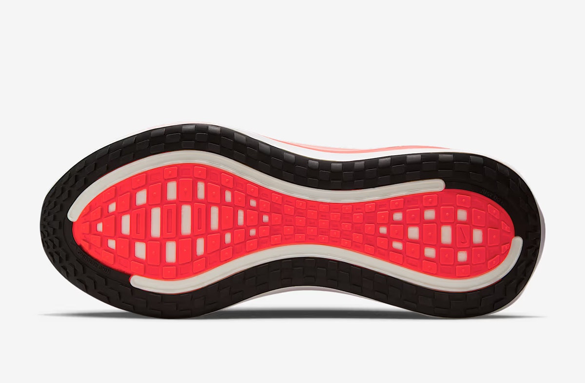 Nike Vomero Plus Bright Crimson