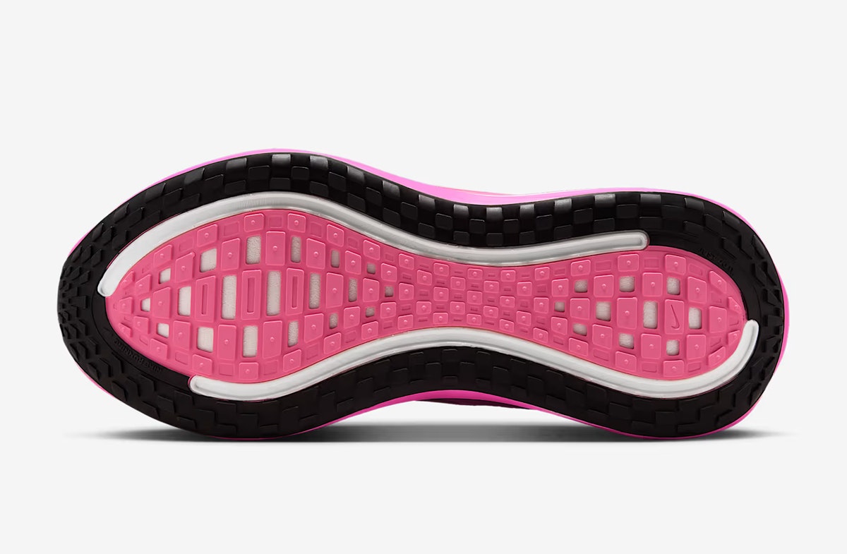 Nike Vomero Plus Fire Pink