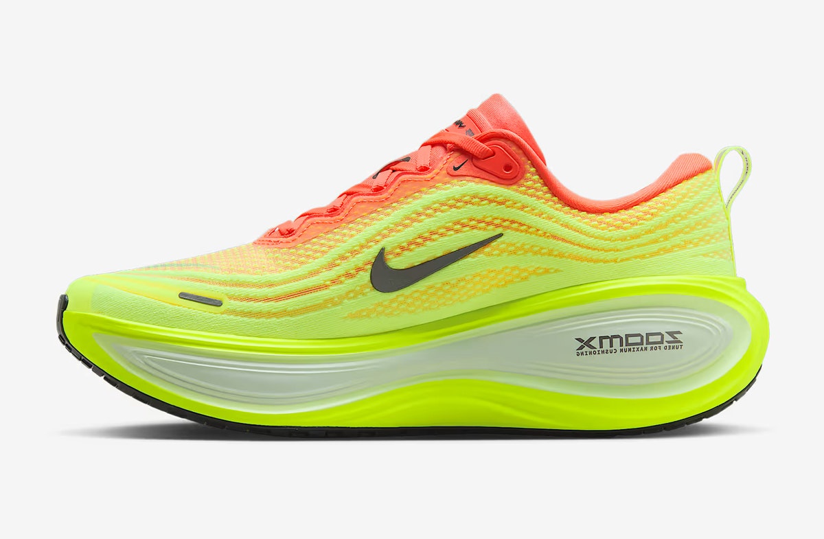 Nike Vomero Plus Bright Mango
