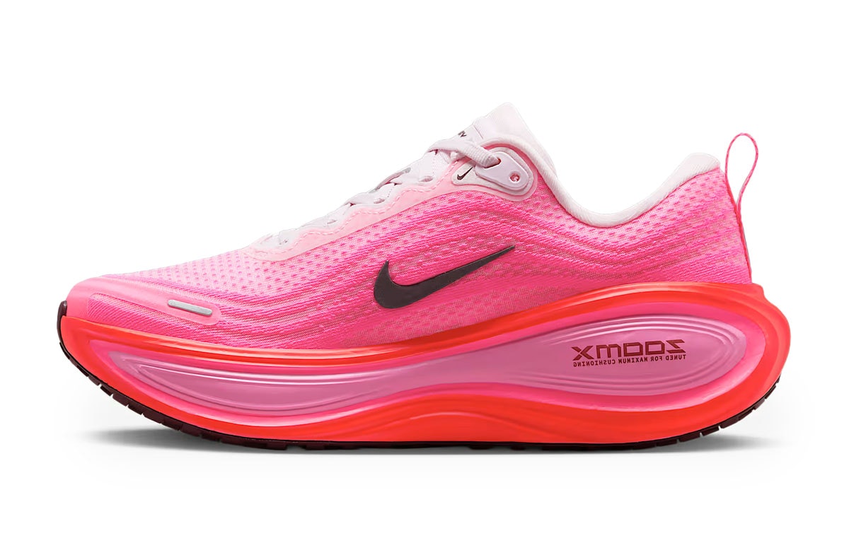 Nike Vomero Plus Hyper Pink