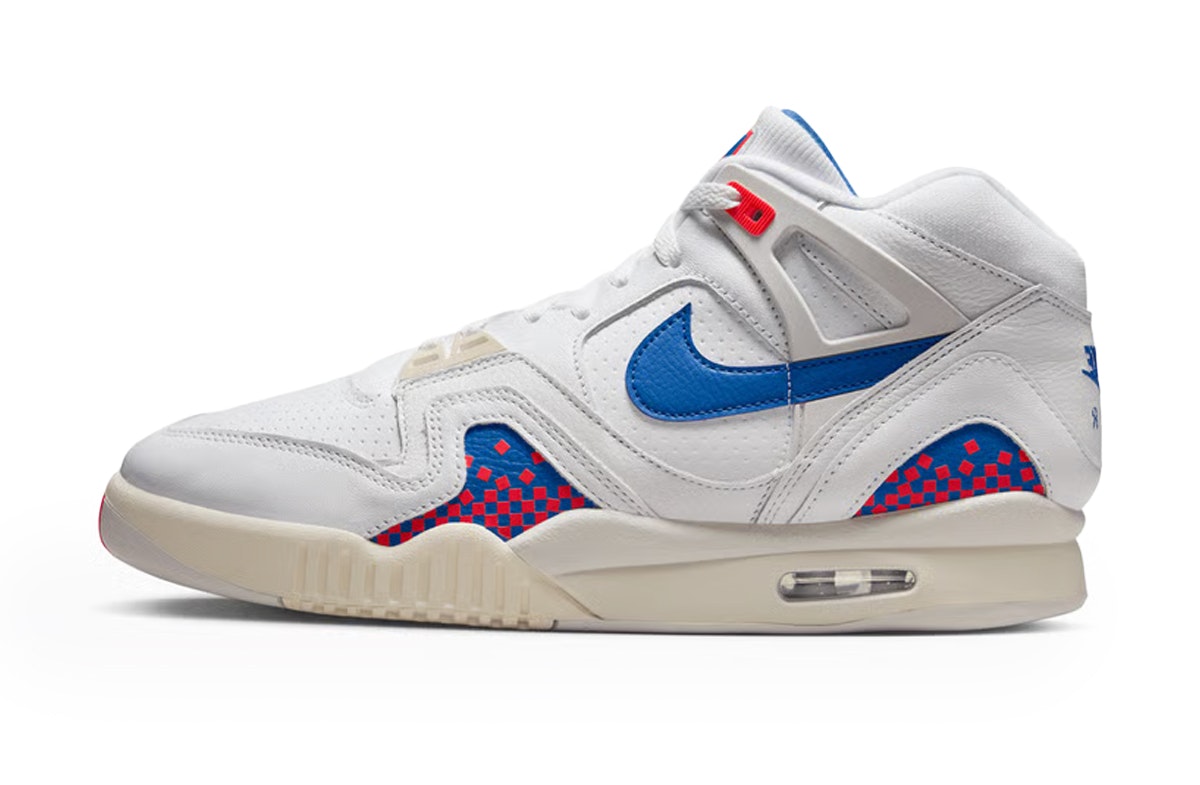 Nike Air Tech Challenge 2 Pixel Court
