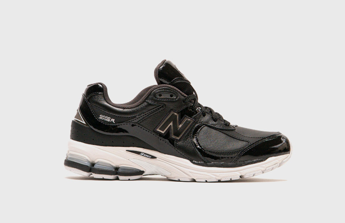 New Balance 2002R Leather Pack Black