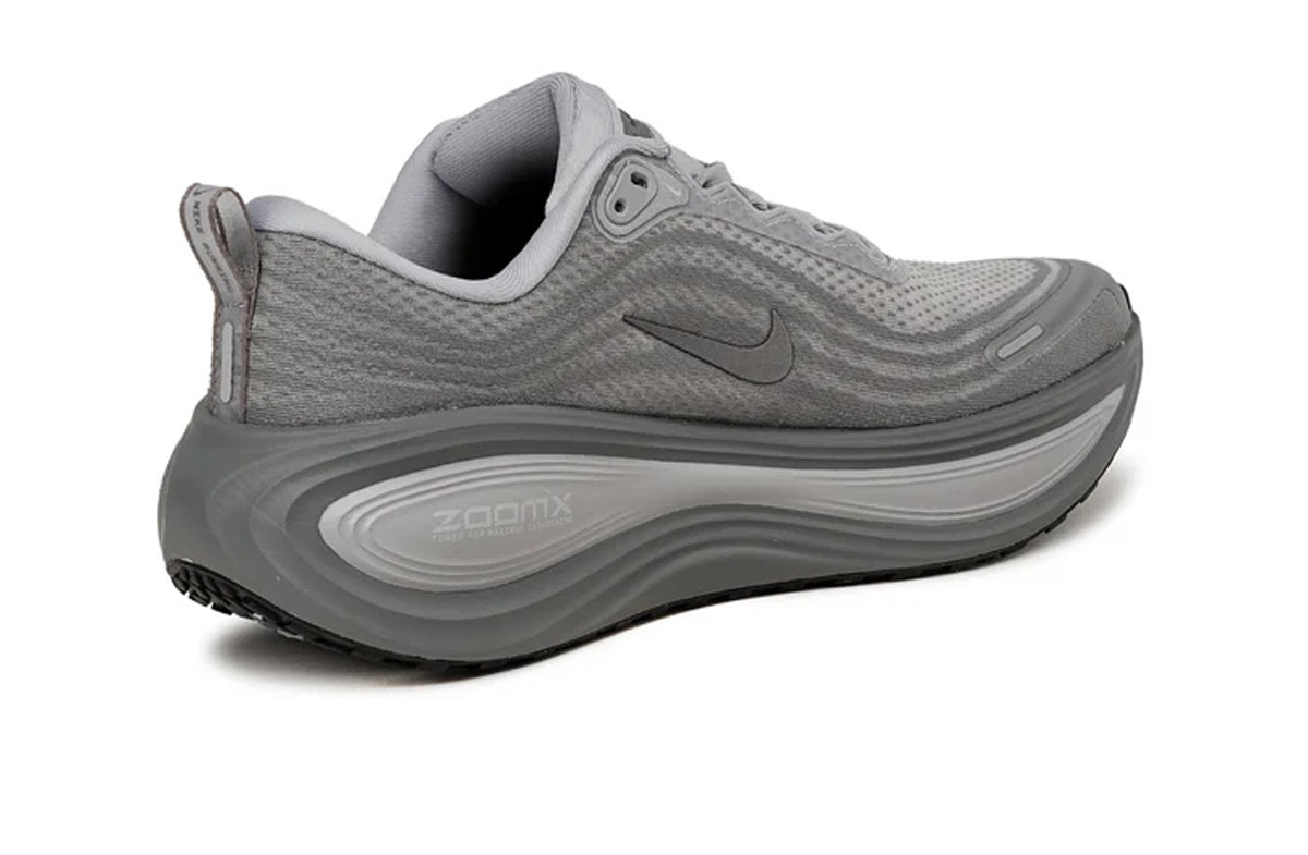 Nike Vomero Plus Wolf Grey