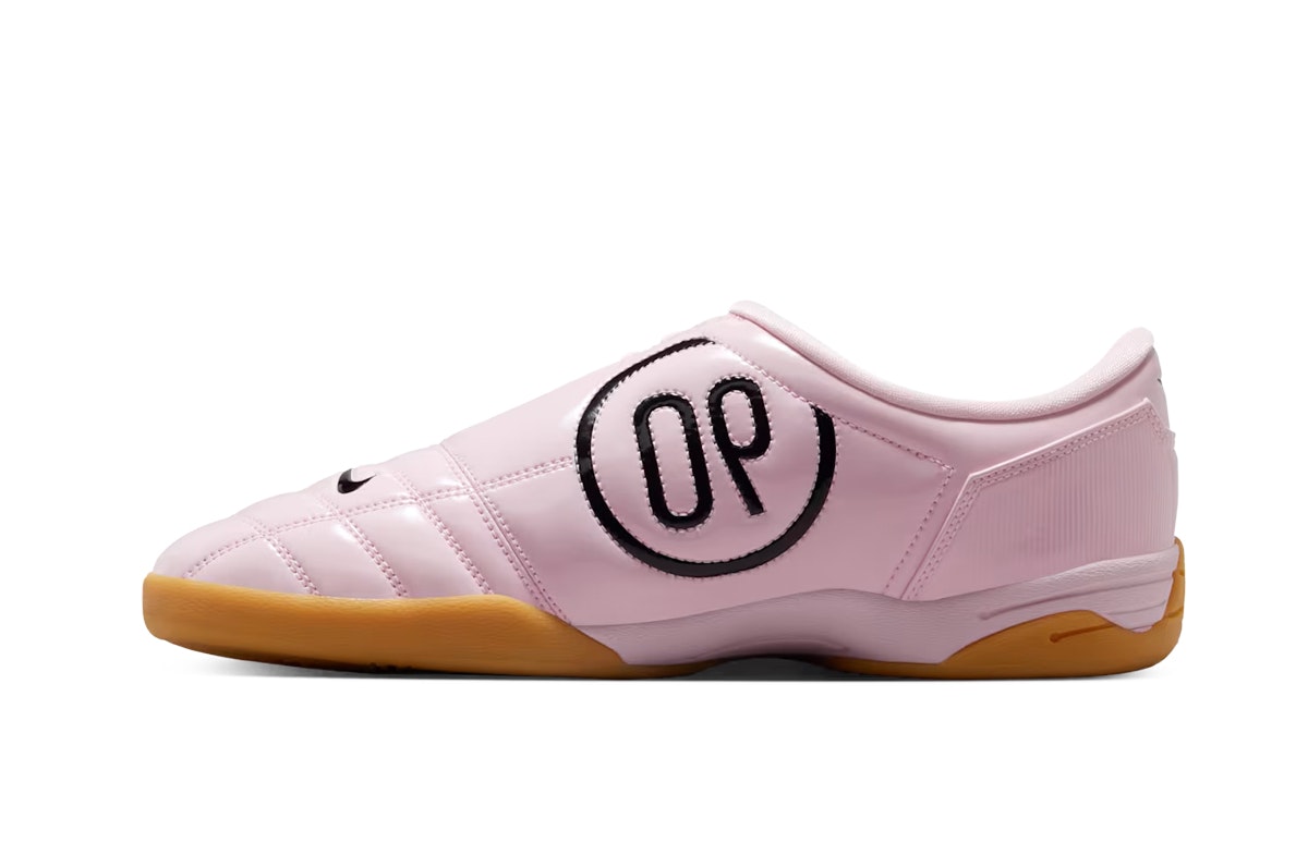 Nike Total 90 Pink Foam Gum Light Brown Nike Total 90 Pink Foam Gum Light Brown