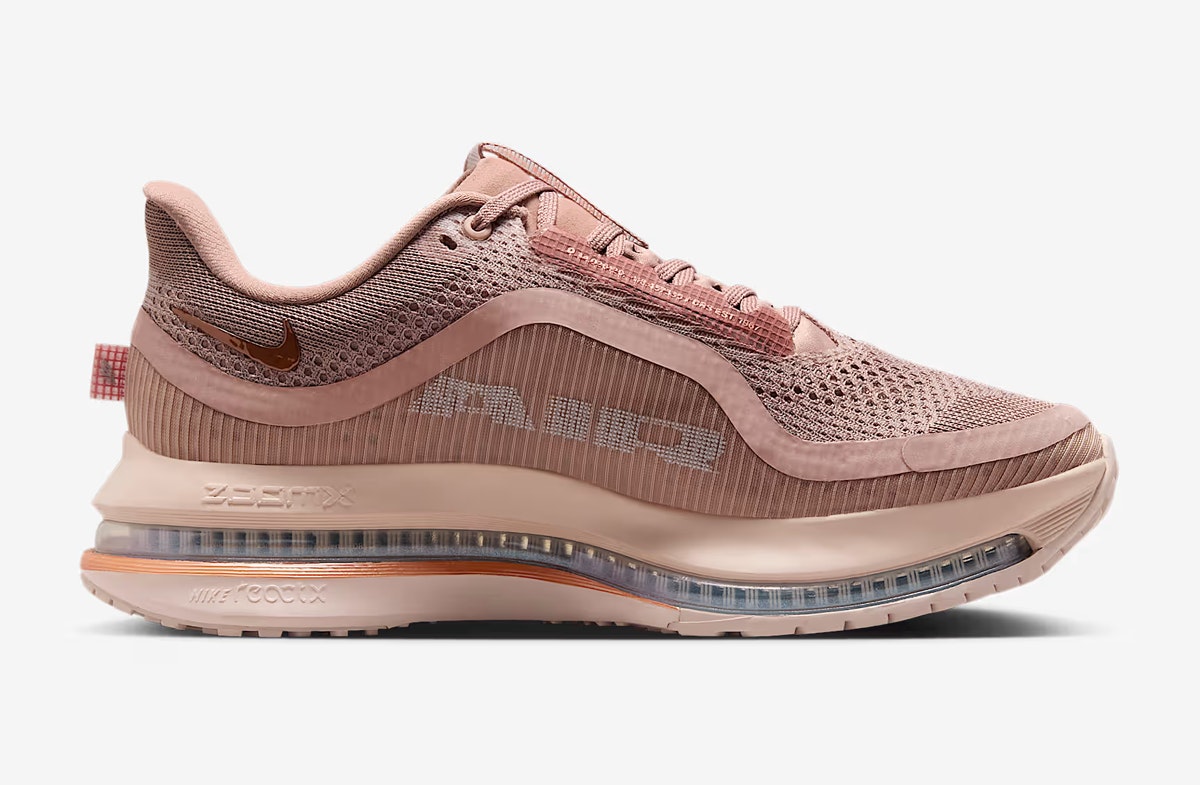 Nike Pegasus Premium Metallic Rose Gold Nike Pegasus Premium Metallic Rose Gold