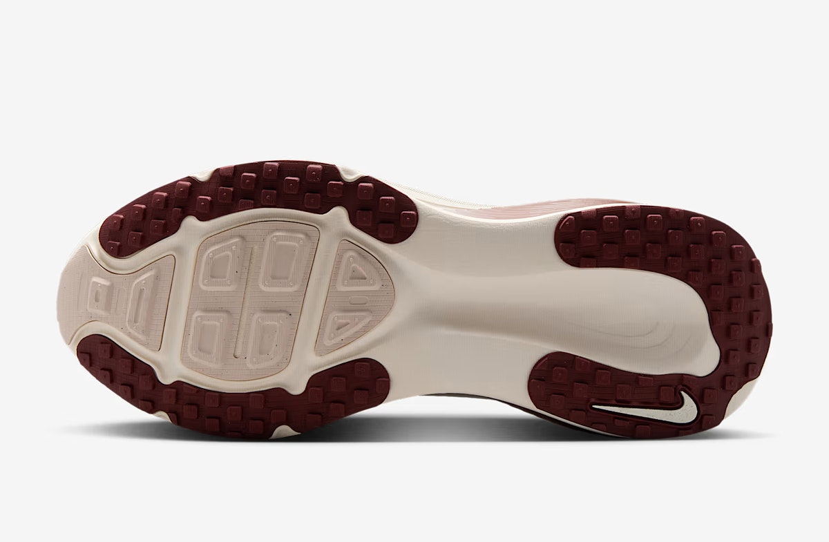 Nike Vomero 18 Pale Ivory Red Sepia