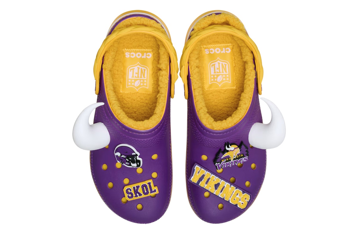 NFL x Crocs Classic Lined Clog Minnesota Vikings