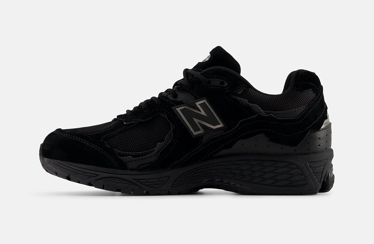 New Balance 2002DX Protection Pack Black