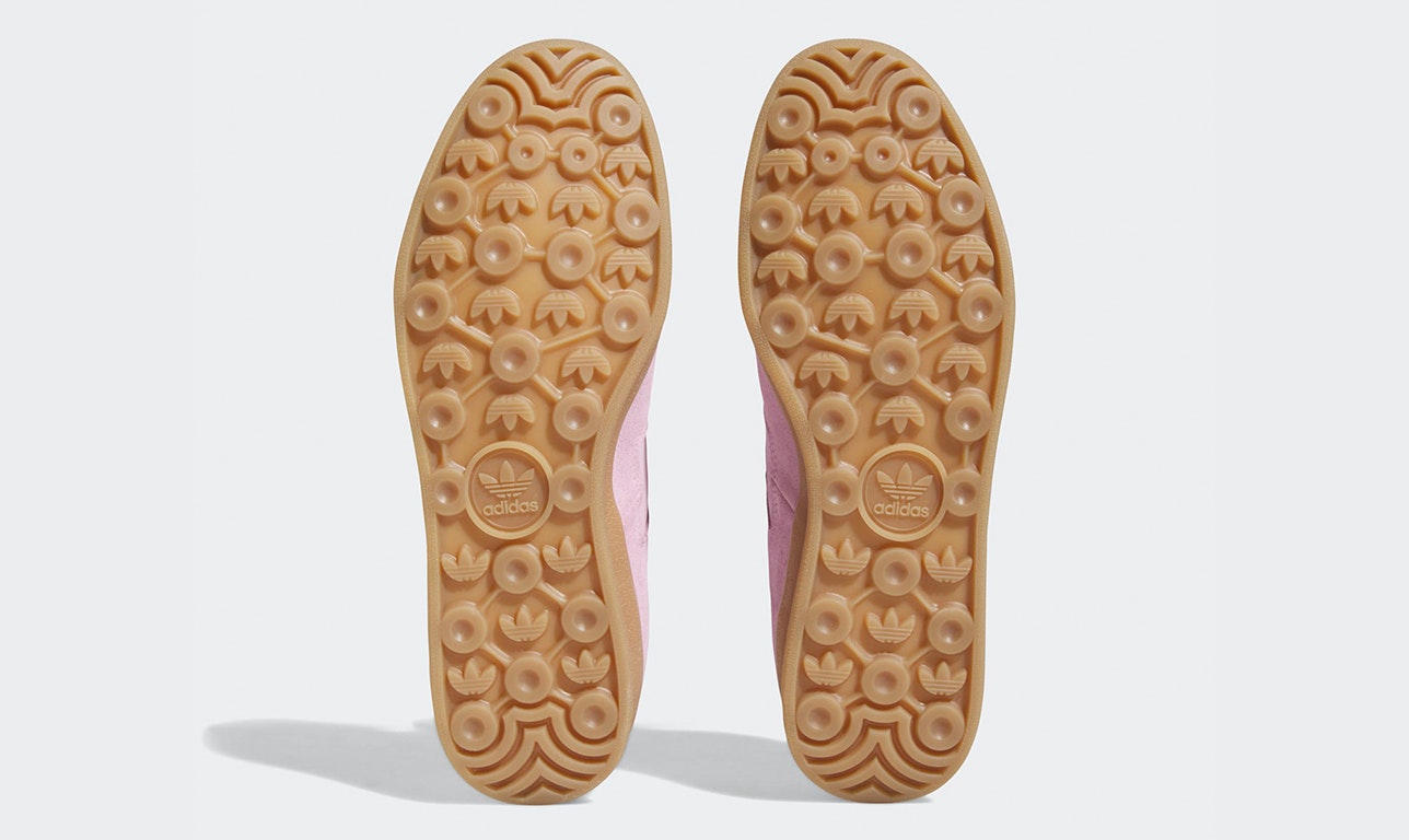 Mark Gonzales x adidas Aloha Super "One Black Eye"