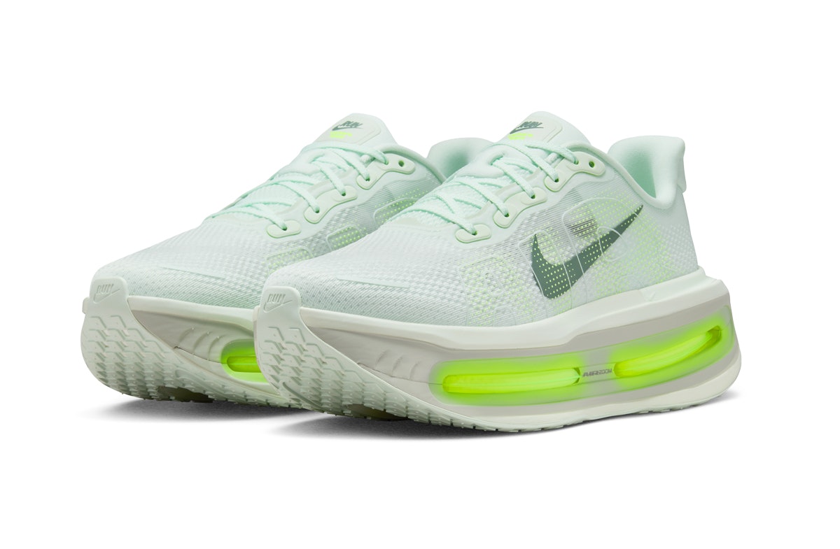 Nike Vomero Premium Barely Volt