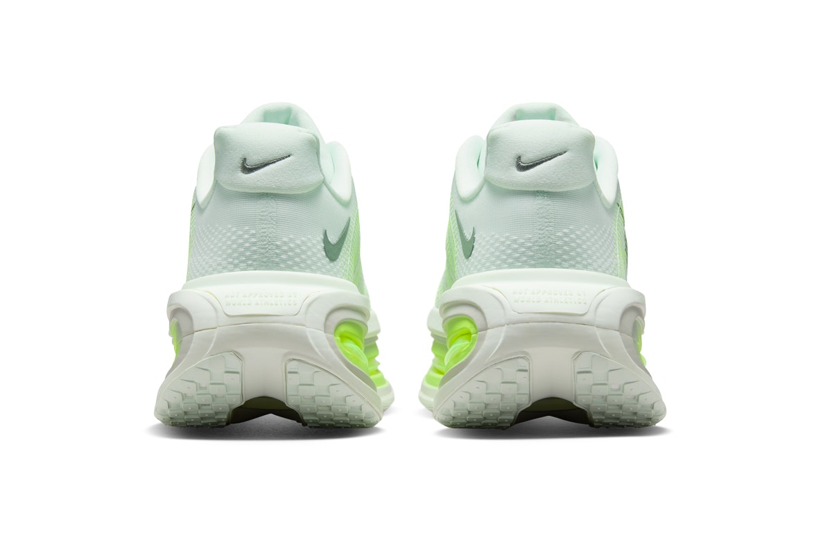 Nike Vomero Premium Barely Volt