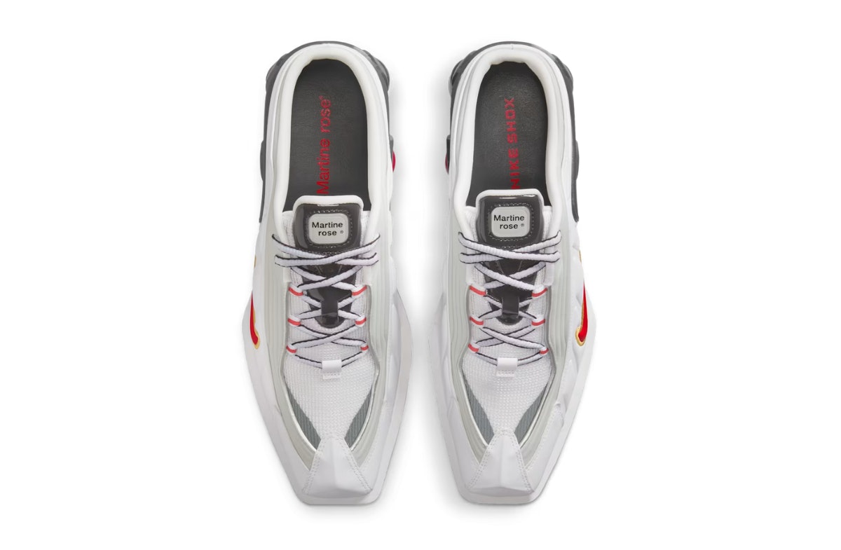 Martine Rose x Nike Shox MR4 Metallic Platinum Martine Rose x Nike Shox MR4 Metallic Platinum