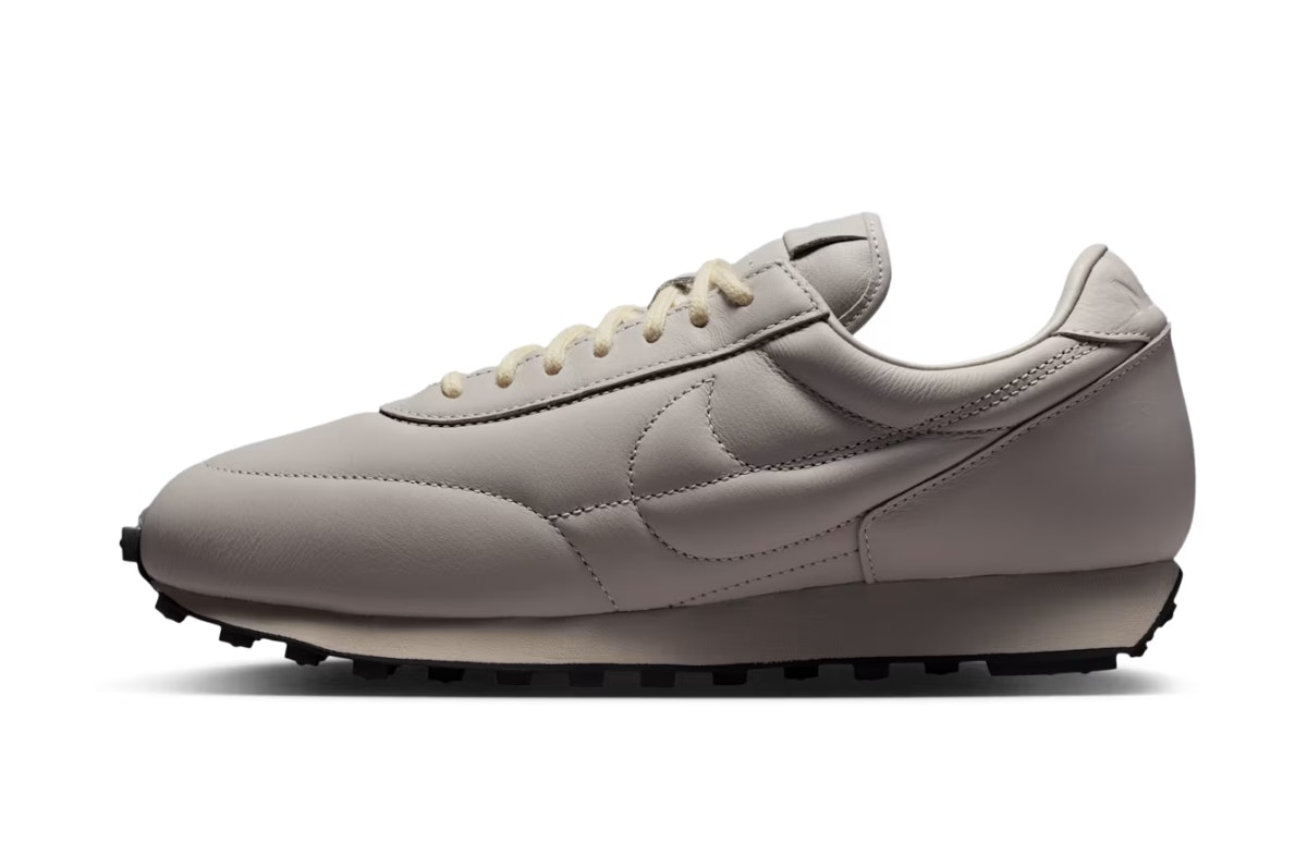 Nike Daybreak Moon Particle Light Bone