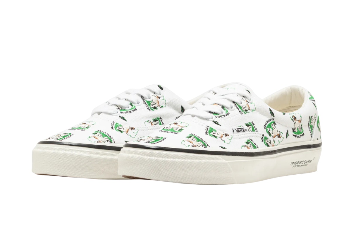 Undercover x Vans Old Skool Dog True White Undercover x Vans Old Skool Dog True White