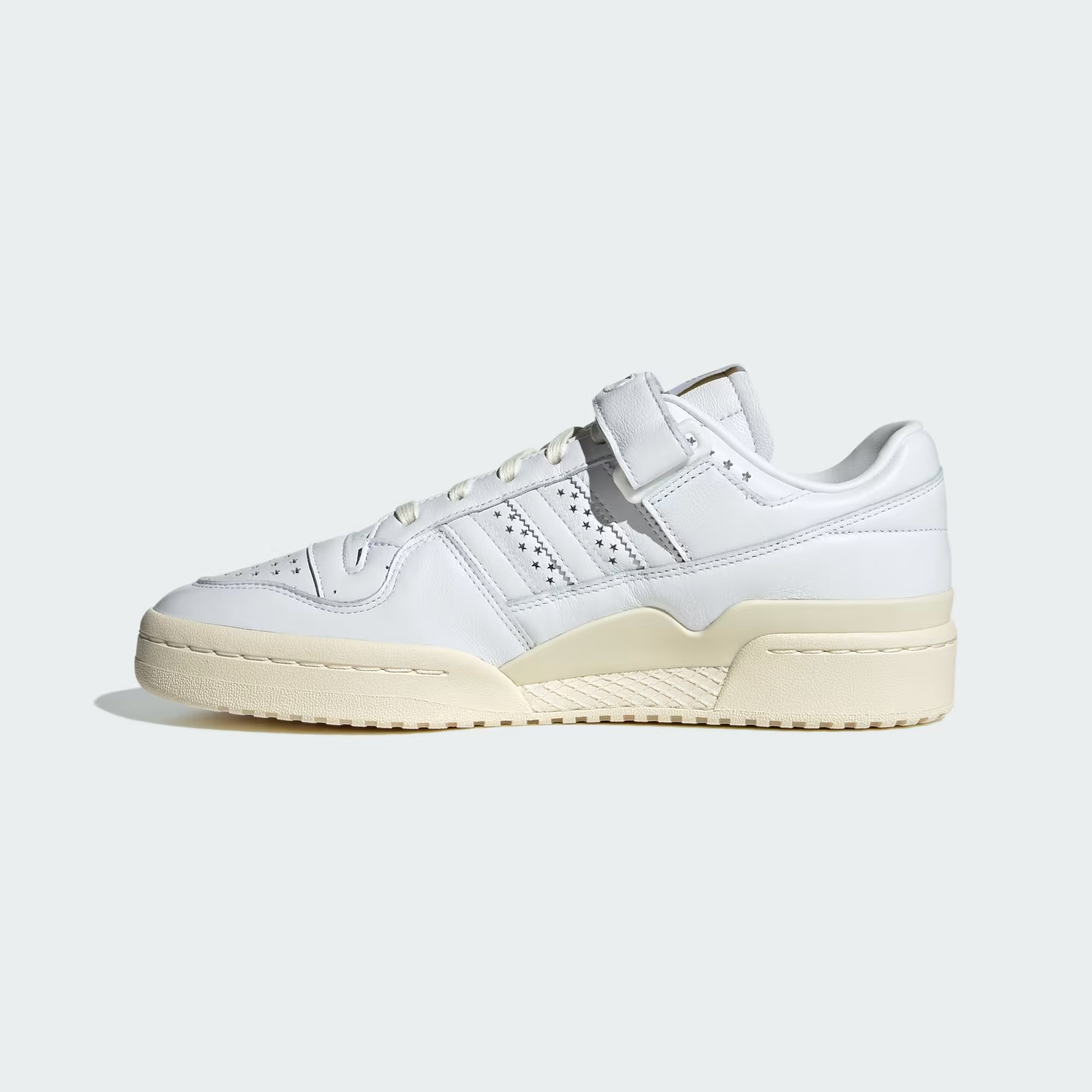 atmos x adidas Forum 84 Low "Gold Star"