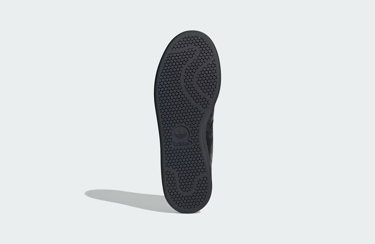 BAPE x adidas Stan Smith "30th Anniversary" (Core Black) BAPE x adidas Stan Smith "30th Anniversary" (Core Black)