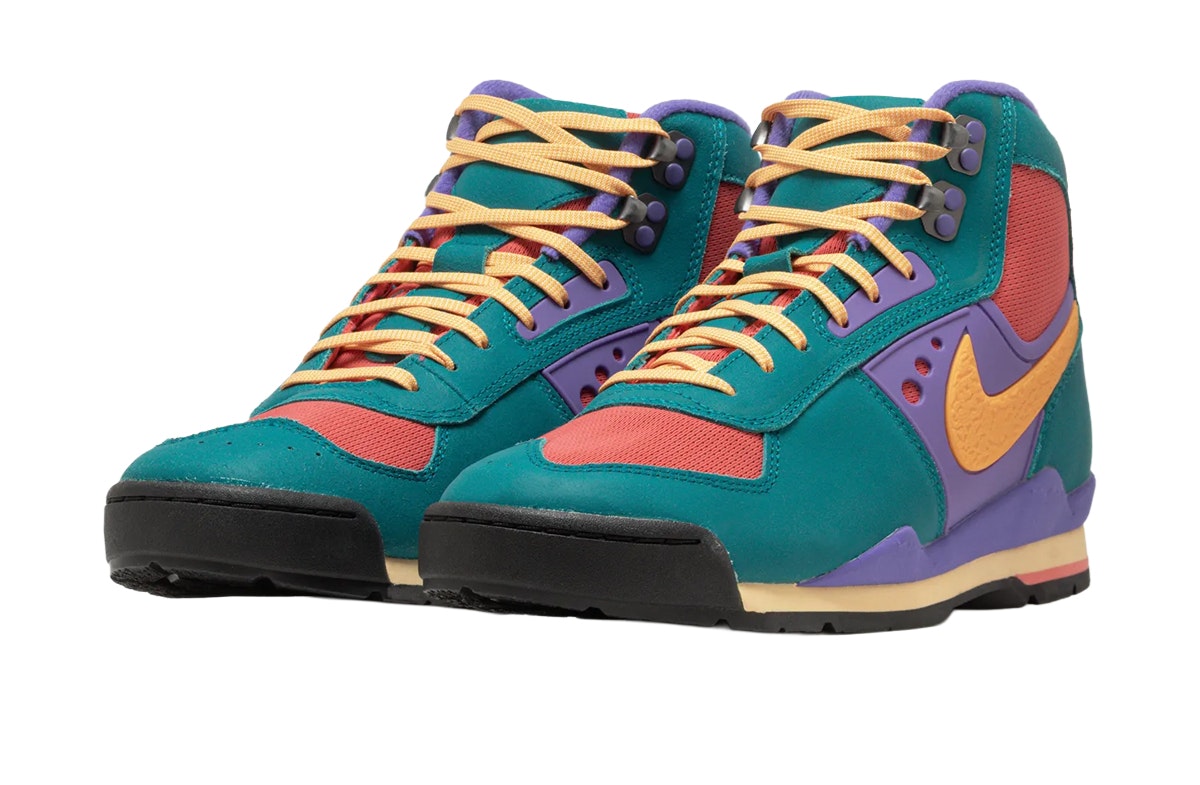 Nike Baltoro Bright Spruce Fruit Punch Nike Baltoro Bright Spruce Fruit Punch