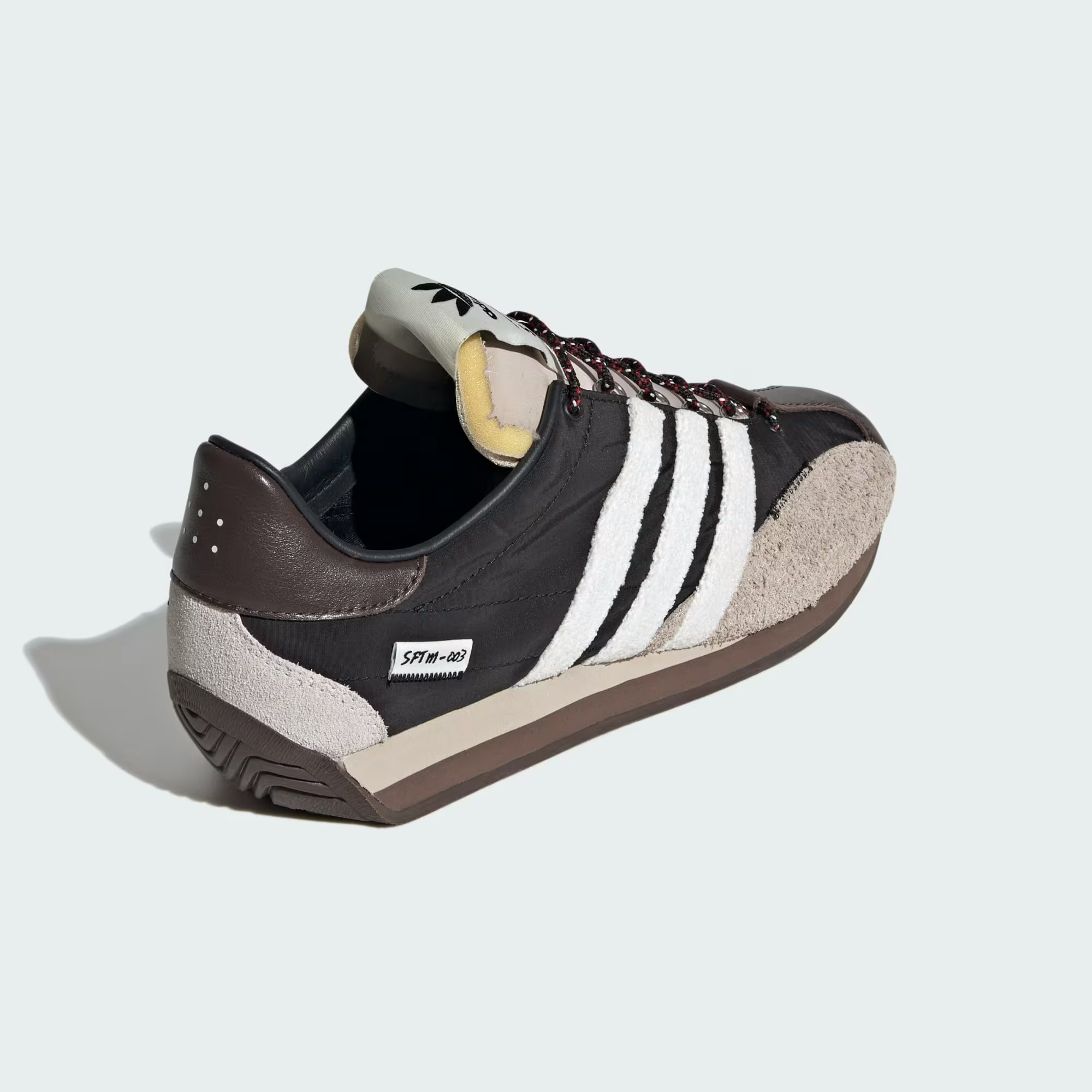 Song for the Mute x adidas Country OG "Wonder Beige" Song for the Mute x adidas Country OG "Wonder Beige"