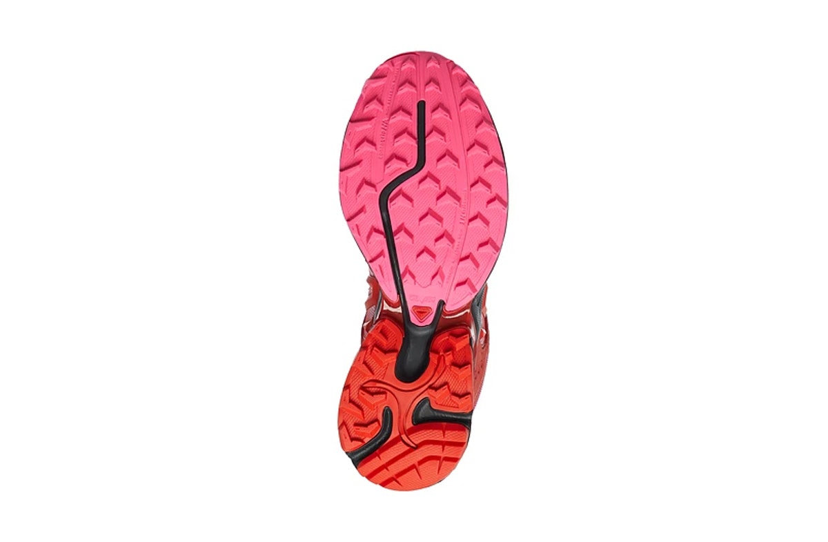 Aries x Salomon XT-Whisper Fiery Red Aries x Salomon XT-Whisper Fiery Red