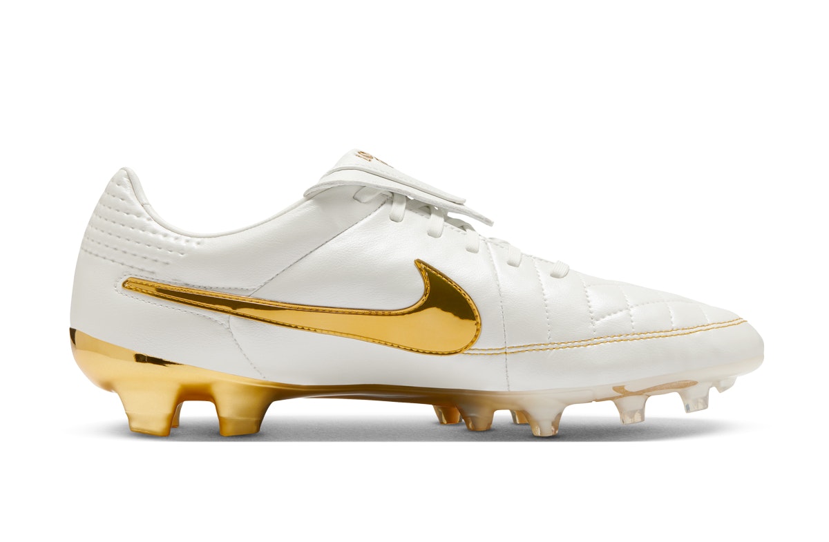 Ronaldinho x Nike Tiempo Legend FG Touch of Gold Ronaldinho x Nike Tiempo Legend FG Touch of Gold