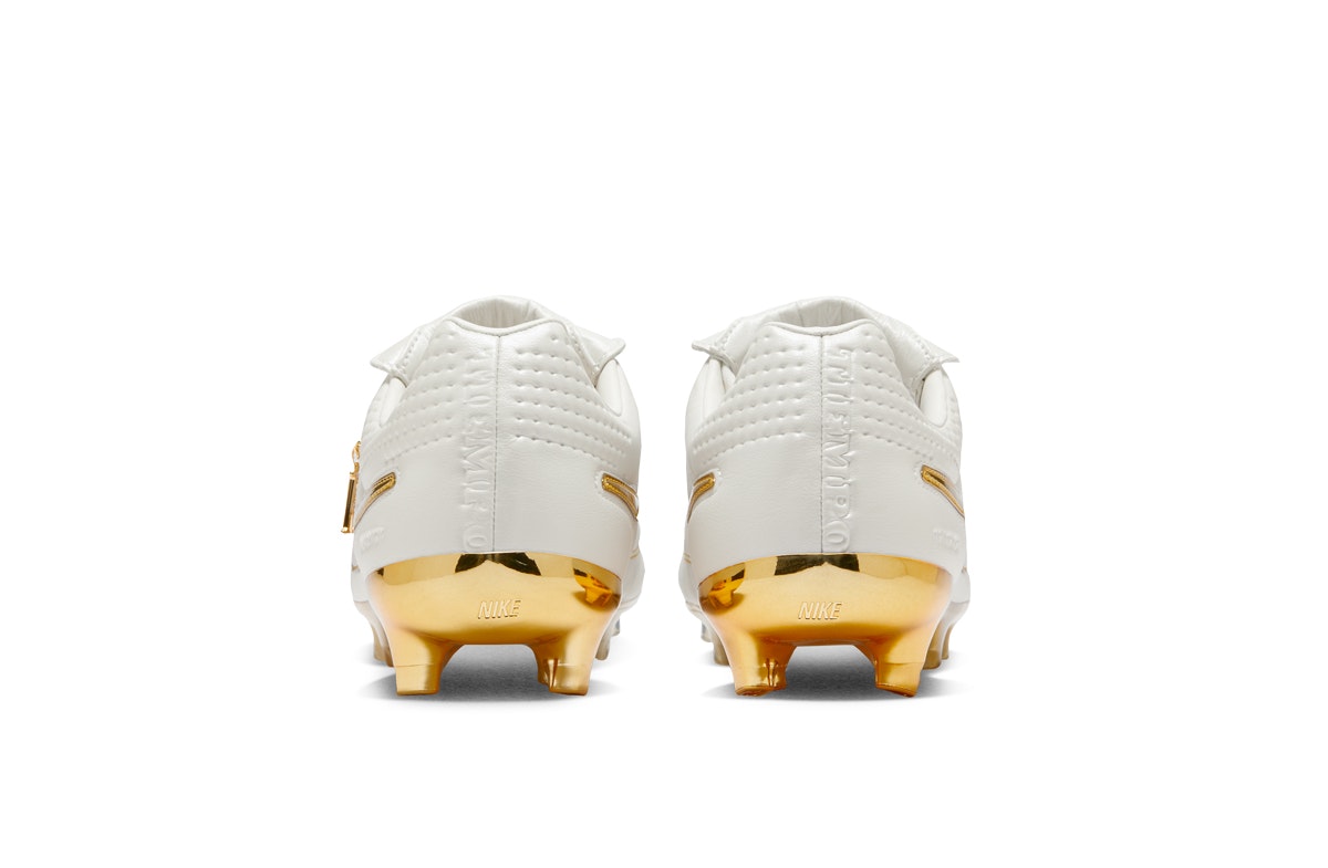 Ronaldinho x Nike Tiempo Legend FG Touch of Gold Ronaldinho x Nike Tiempo Legend FG Touch of Gold