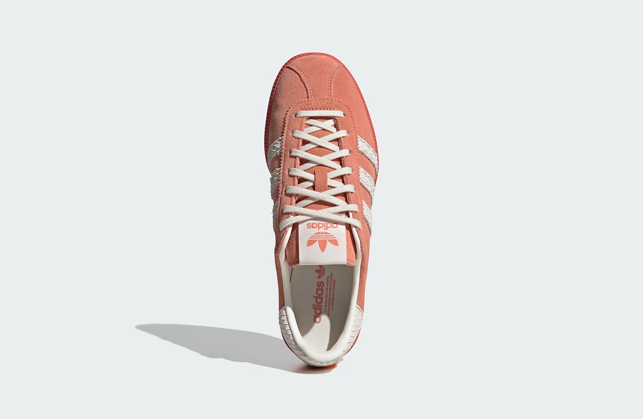 adidas Bermuda "Preloved Scarlet"