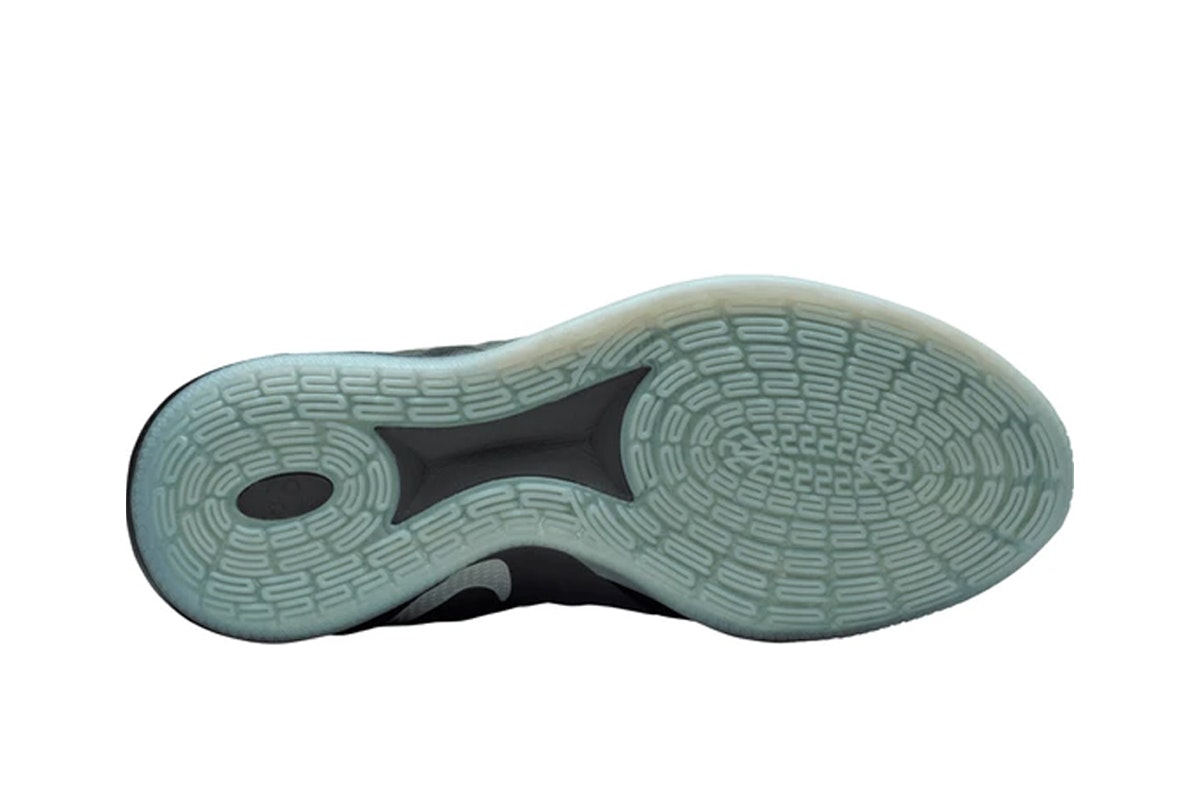 Nike Sabrina 3 Morale