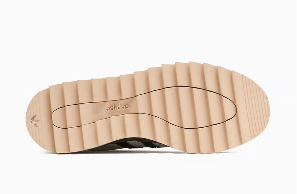 BAPE x CLOT x adidas Superstar Off White BAPE x CLOT x adidas Superstar Off White