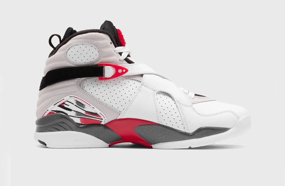 Nike Air Jordan 8 Retro Bugs Bunny