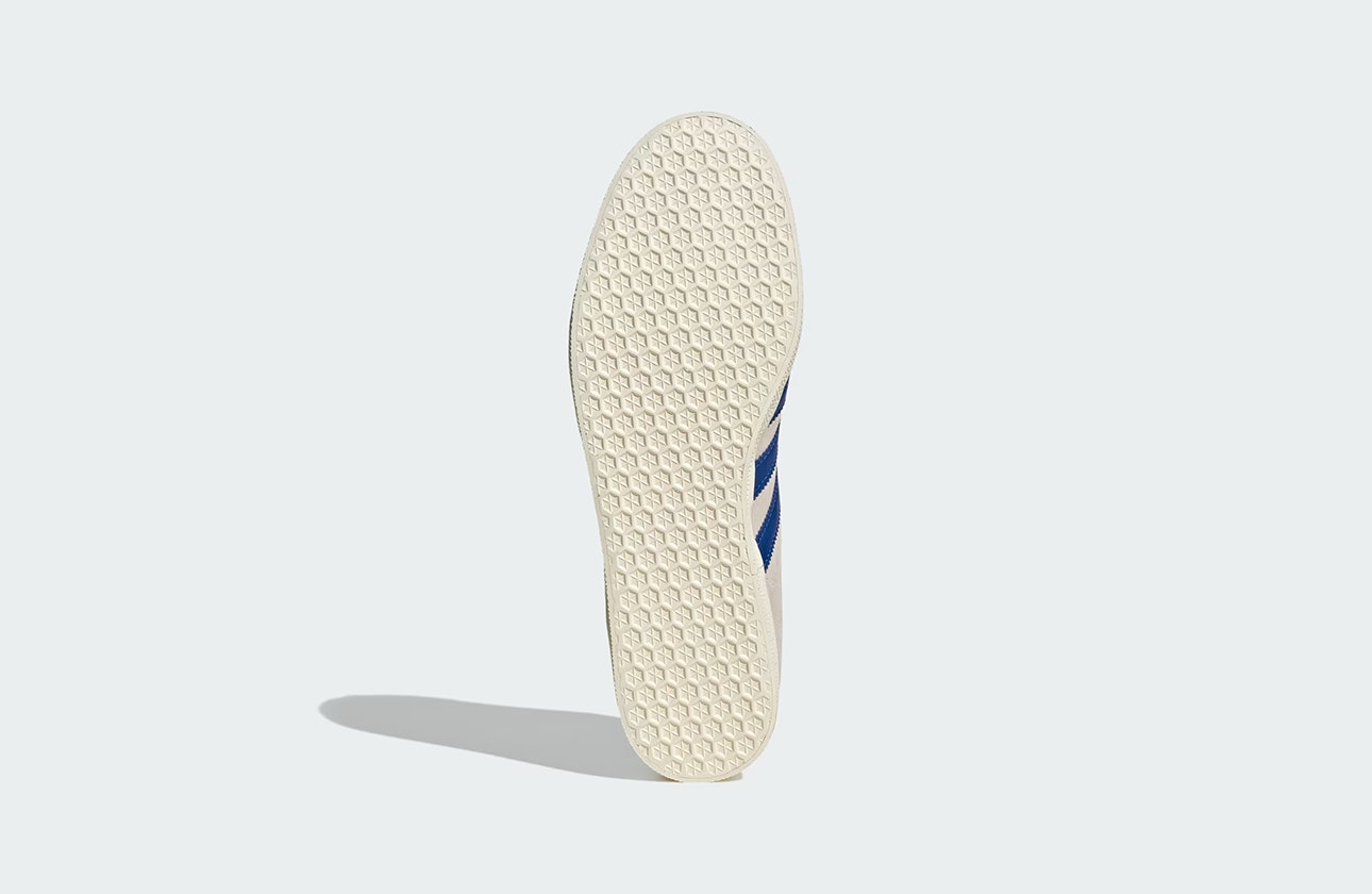 Manchester United x adidas Gazelle "Royal Blue"