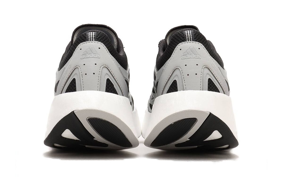 atmos x adidas Adizero Aruku "Kousaten" atmos x adidas Adizero Aruku "Kousaten"