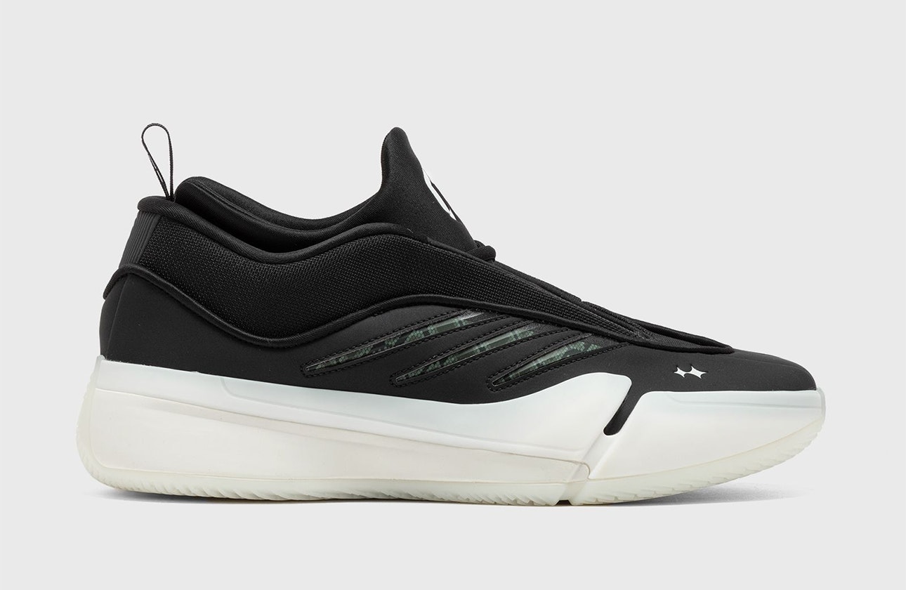 BSTN x FC Bayern München x adidas Dame 9 "Core Black" BSTN x FC Bayern München x adidas Dame 9 "Core Black"
