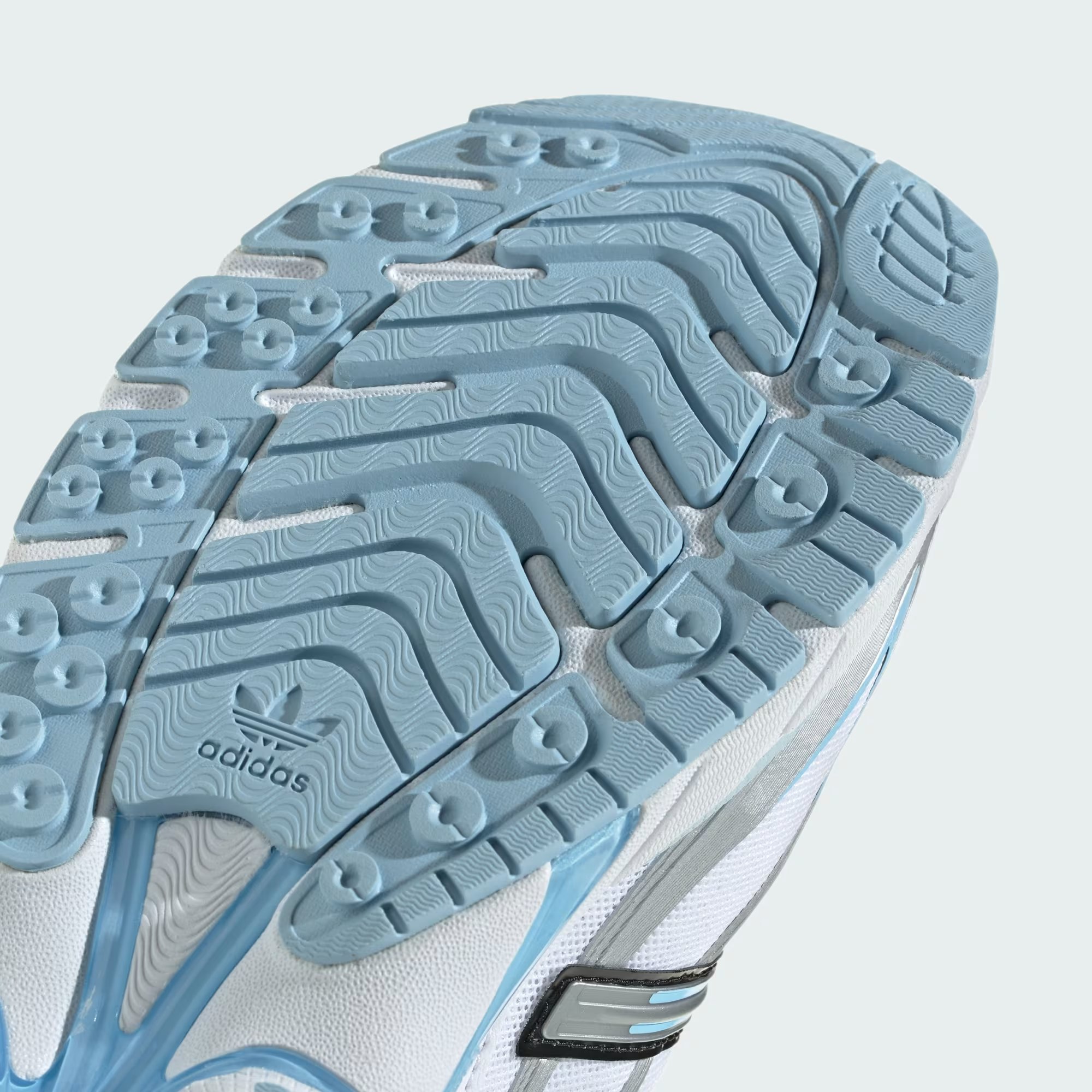 adidas Adistar Cushion "Clear Sky"