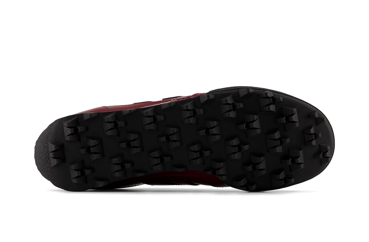 New Balance Gator Run Shadow Red