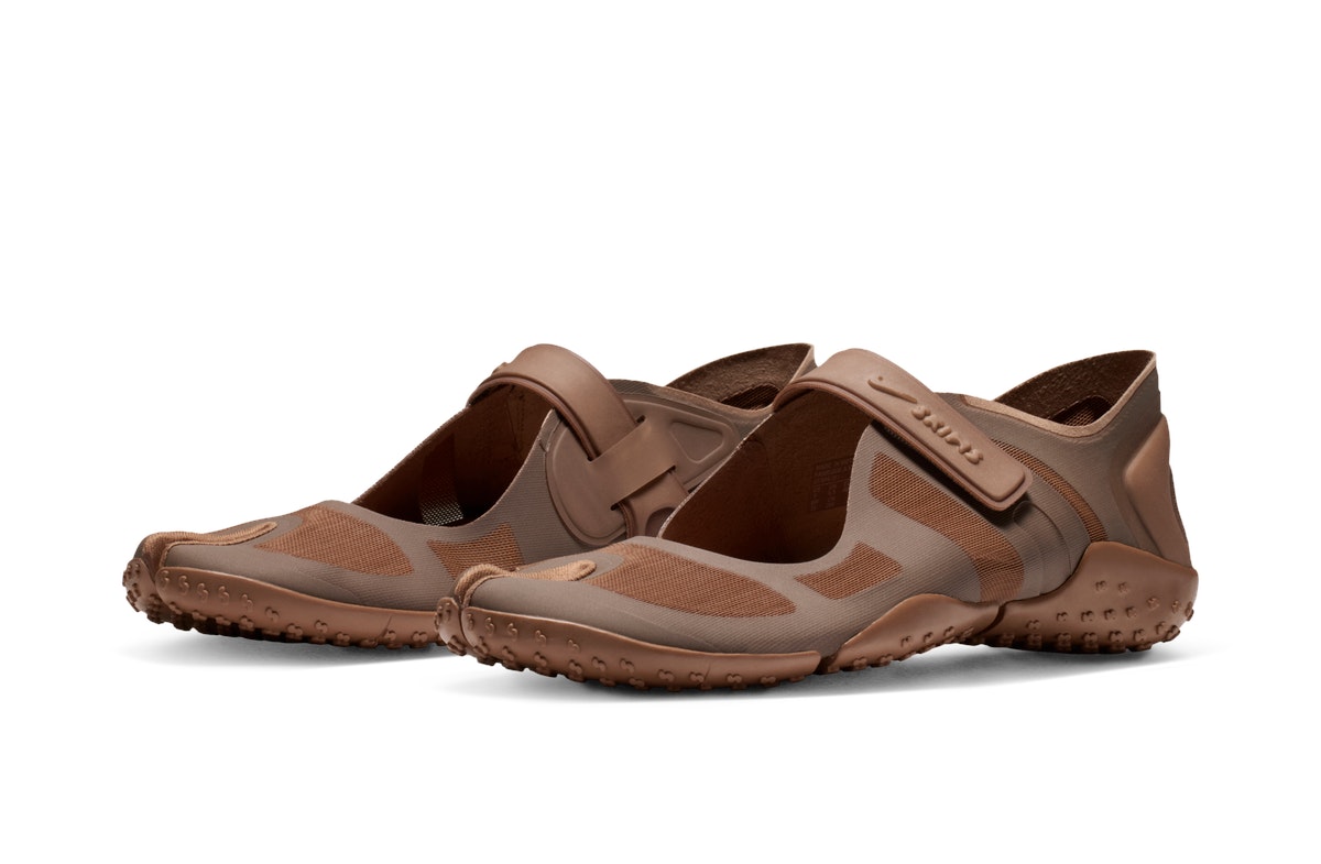 SKIMS x Nike Rift Mesh Archaeo Brown