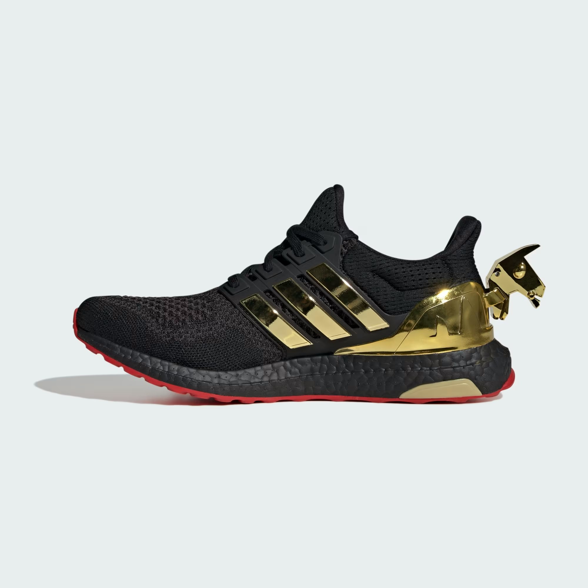 Fortnite x adidas Ultra Boost "Victory Crown" (Core Black)
