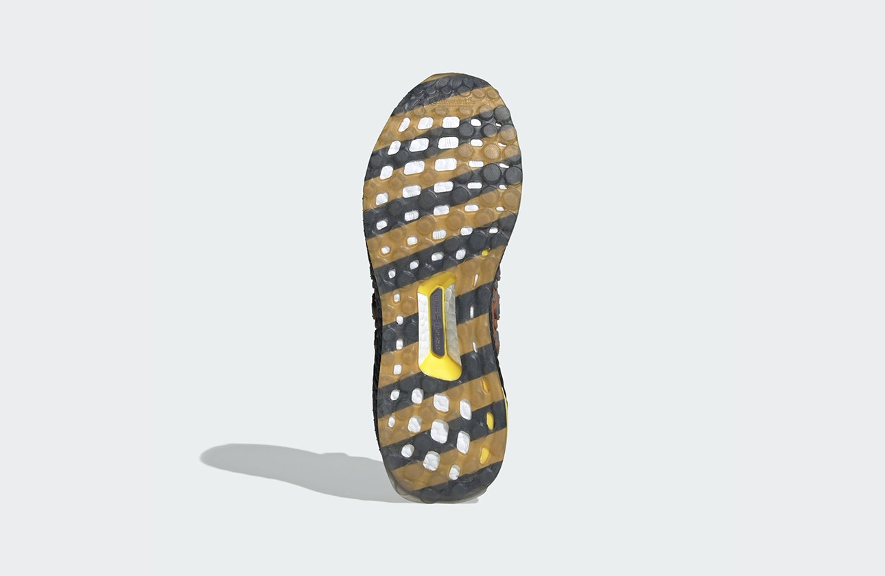 Fortnite x adidas Ultra Boost "Battle Bus" (Royal Blue)