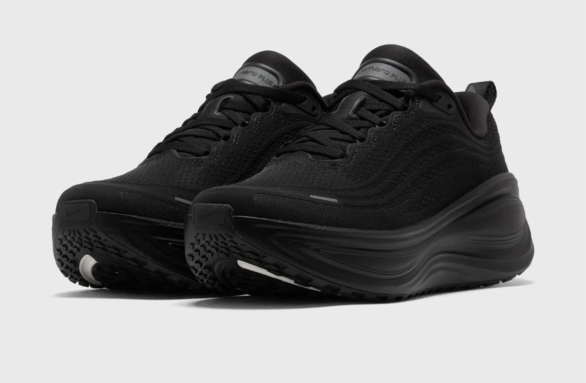 Nike Vomero Plus Triple Black