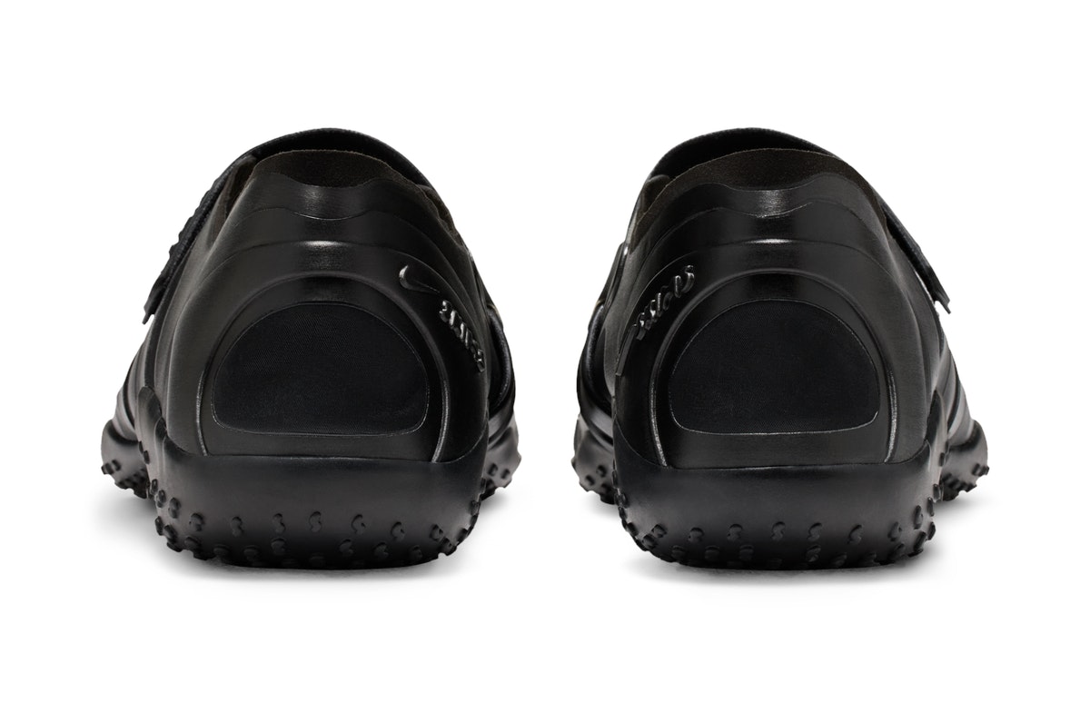 NikeSKIMS Rift Satin Black NikeSKIMS Rift Satin Black