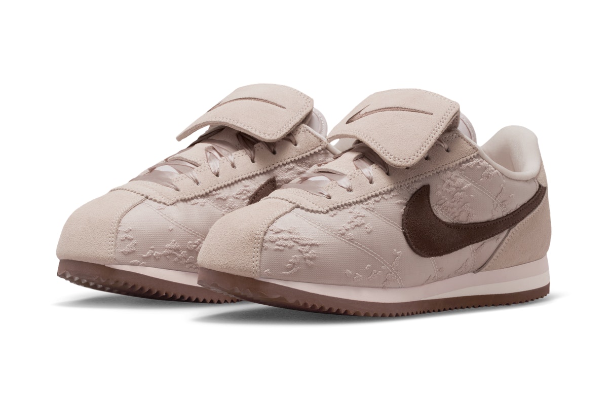 NIke Cortez Textile Silt Red