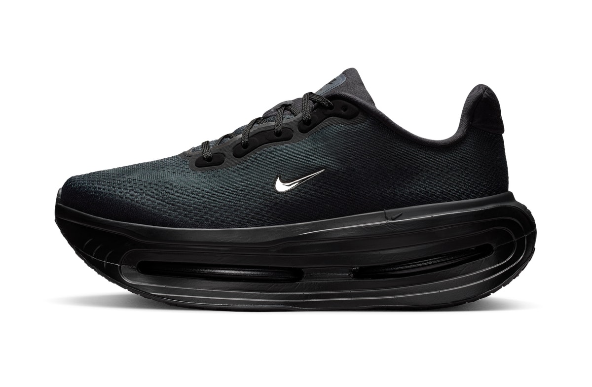 Nike Vomero Premium Mini-Swosh Black Nike Vomero Premium Mini-Swosh Black