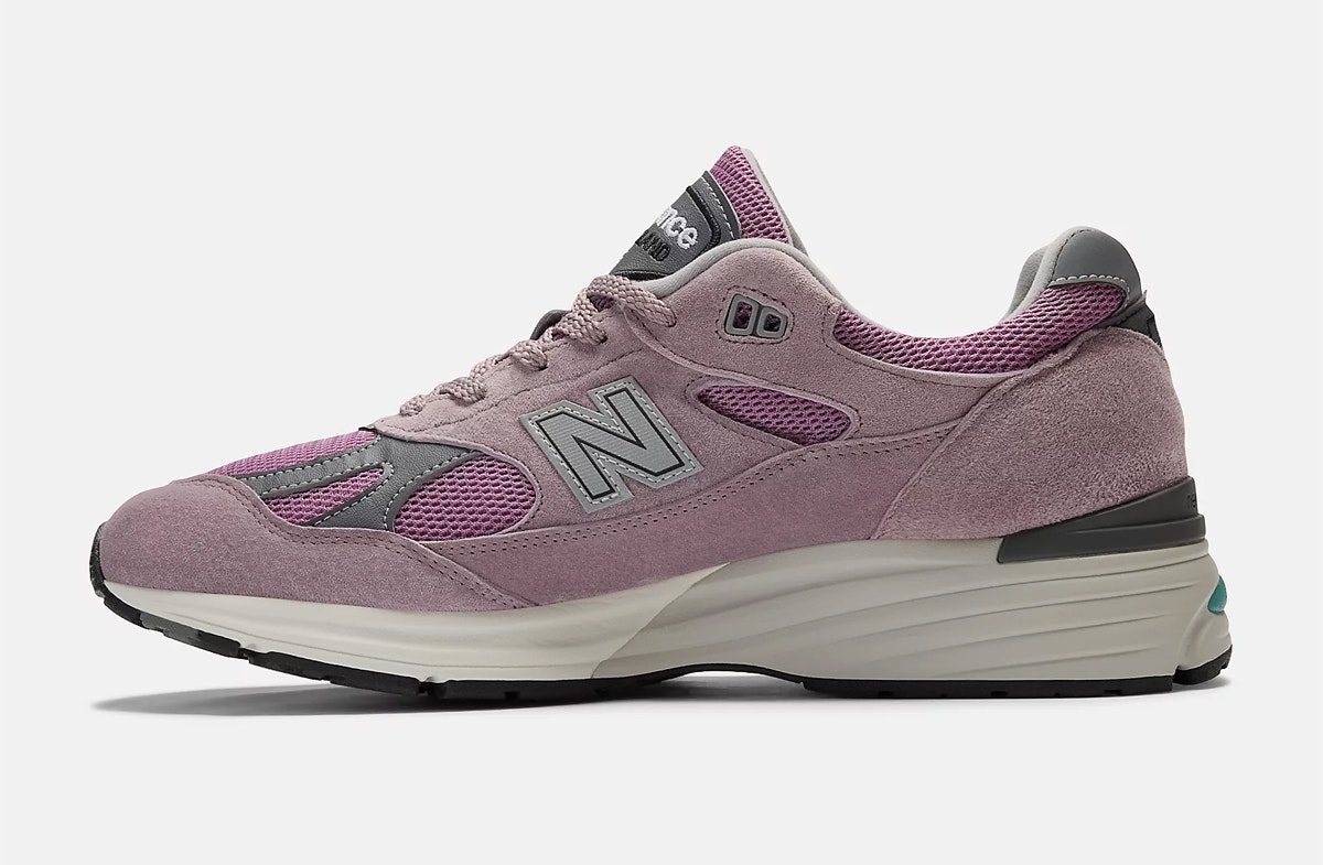 New Balance Made in UK 991v2 Smoked Pearl