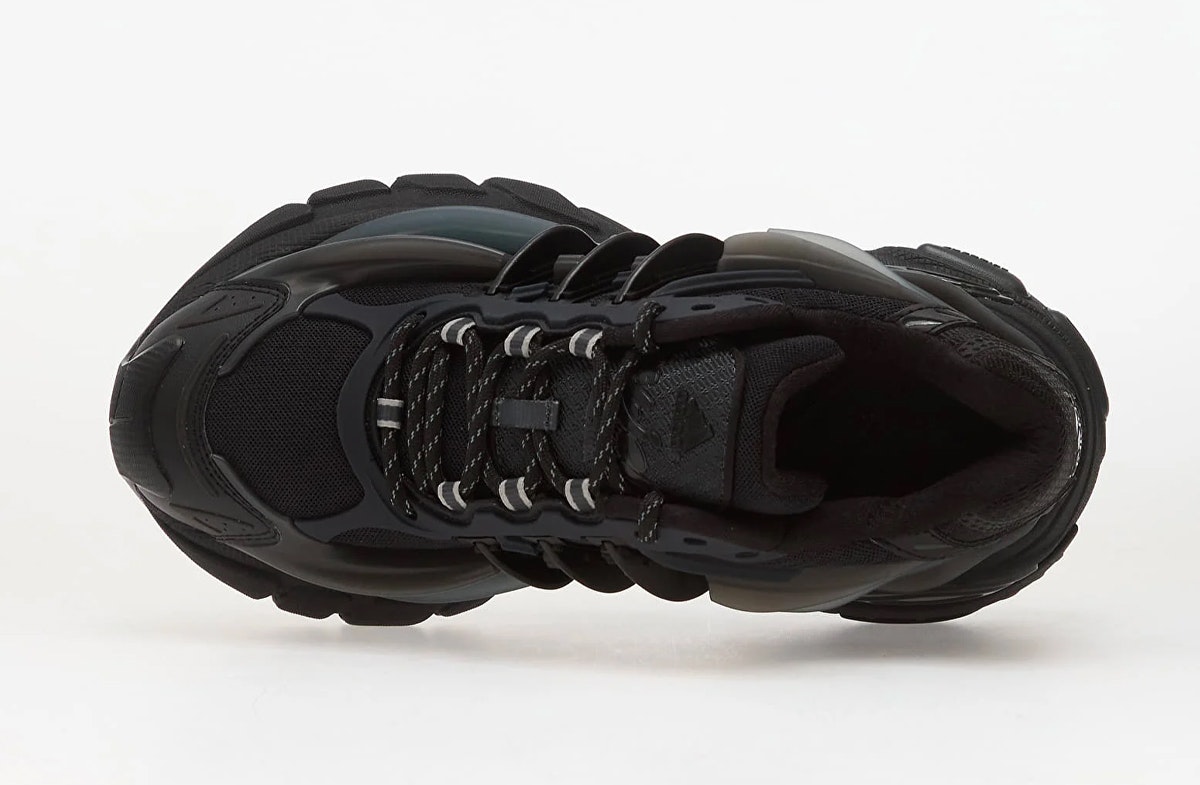 Pharrell Williams x adidas Adistar Jellyfish Triple Black