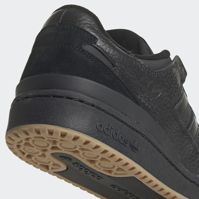 adidas Forum 84 Low ADV "Core Black" adidas Forum 84 Low ADV "Core Black"