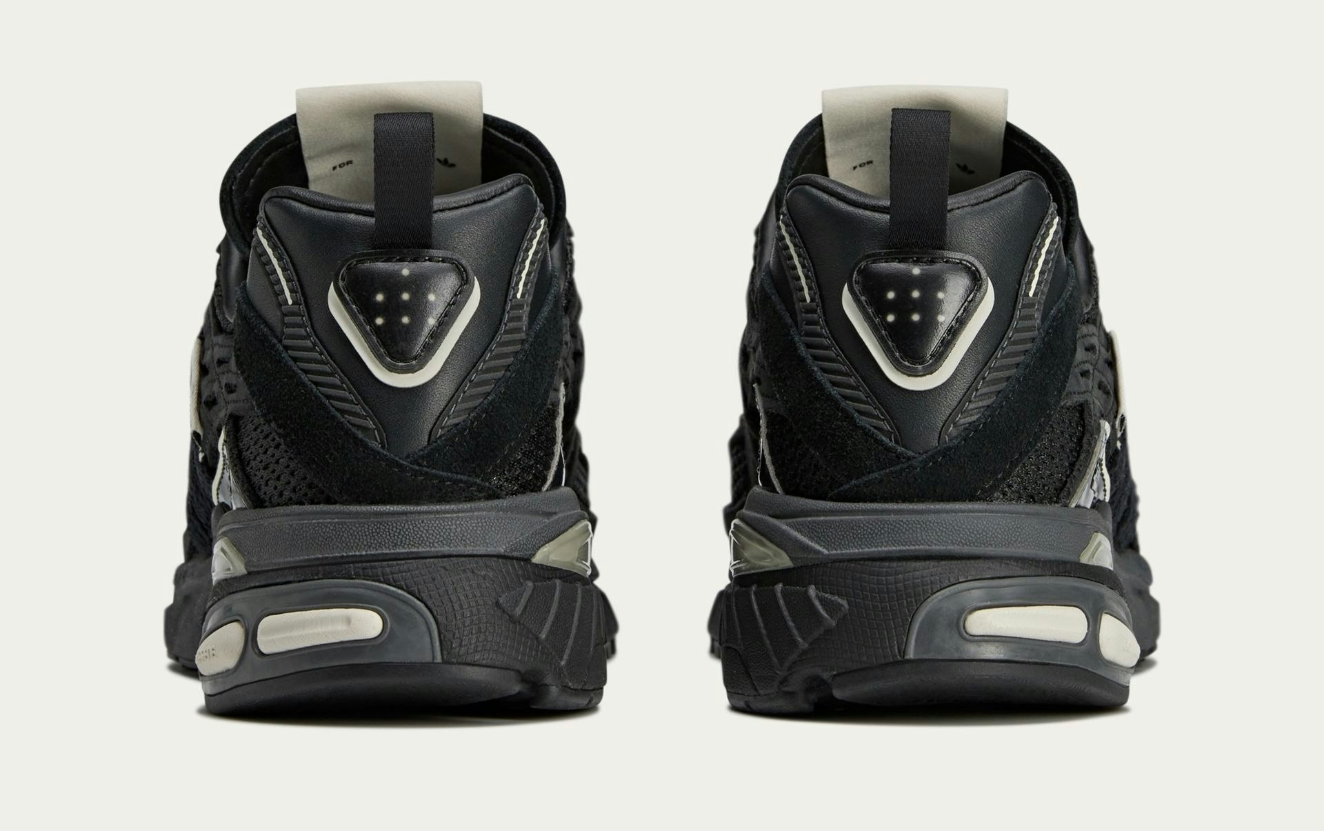 Song for the Mute x adidas Adistar Cushion "Core Black" Song for the Mute x adidas Adistar Cushion "Core Black"