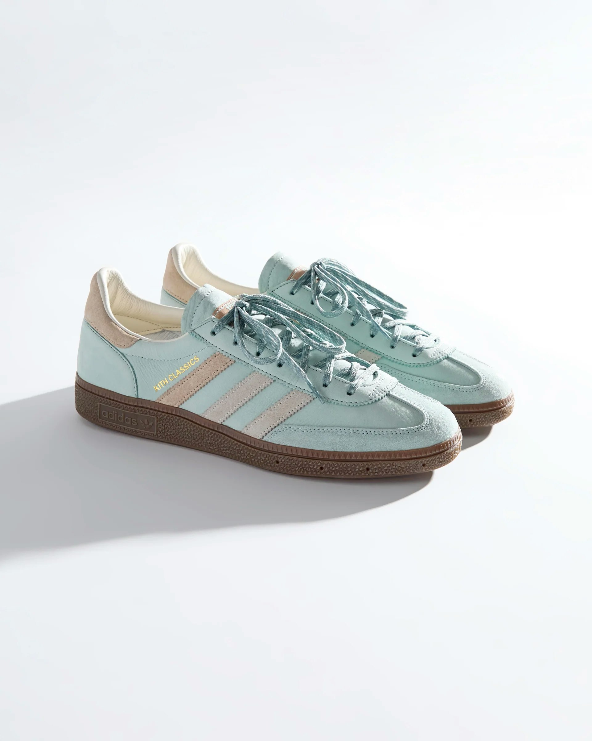Kith x adidas Handball Spezial "Summer 2024" (Amazon Green) Kith x adidas Handball Spezial "Summer 2024" (Amazon Green)