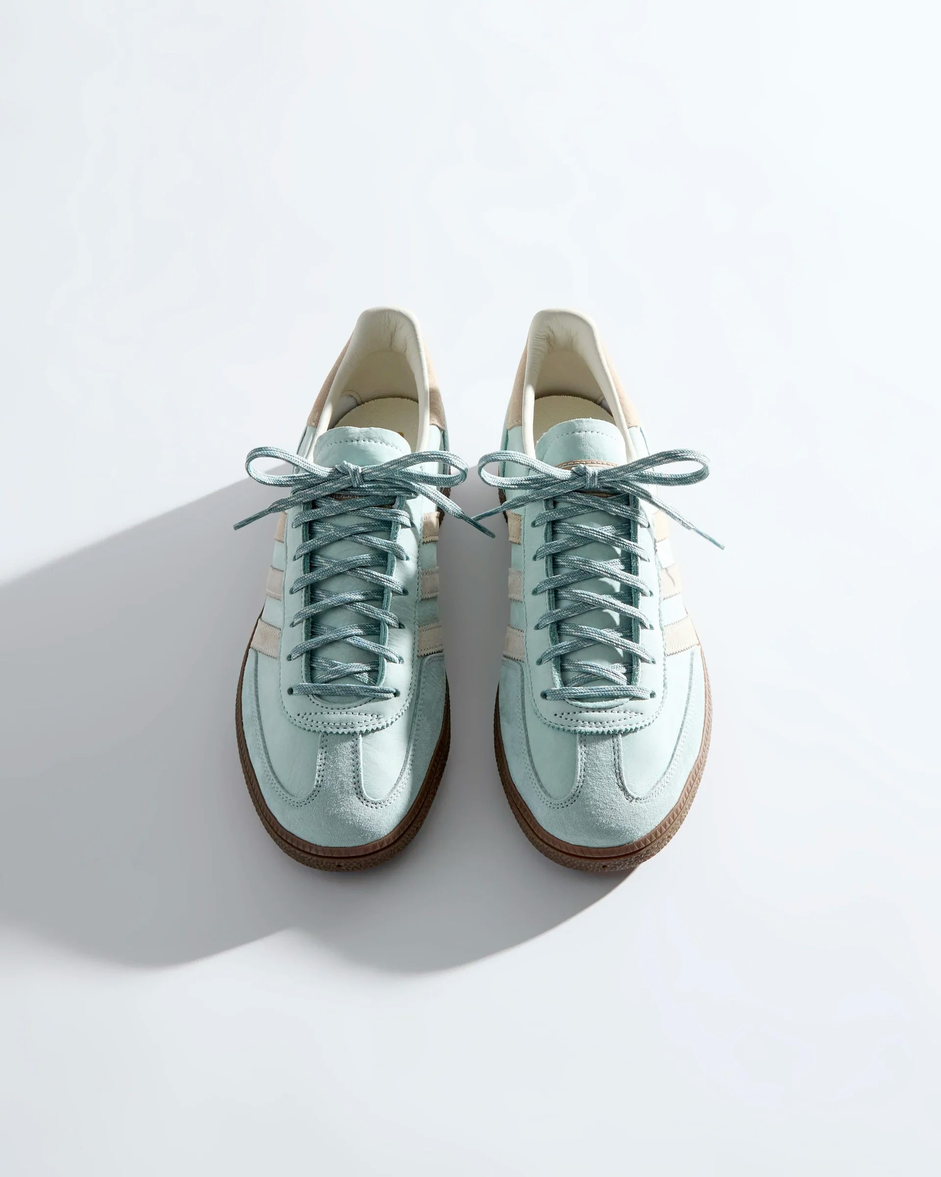 Kith x adidas Handball Spezial "Summer 2024" (Amazon Green) Kith x adidas Handball Spezial "Summer 2024" (Amazon Green)