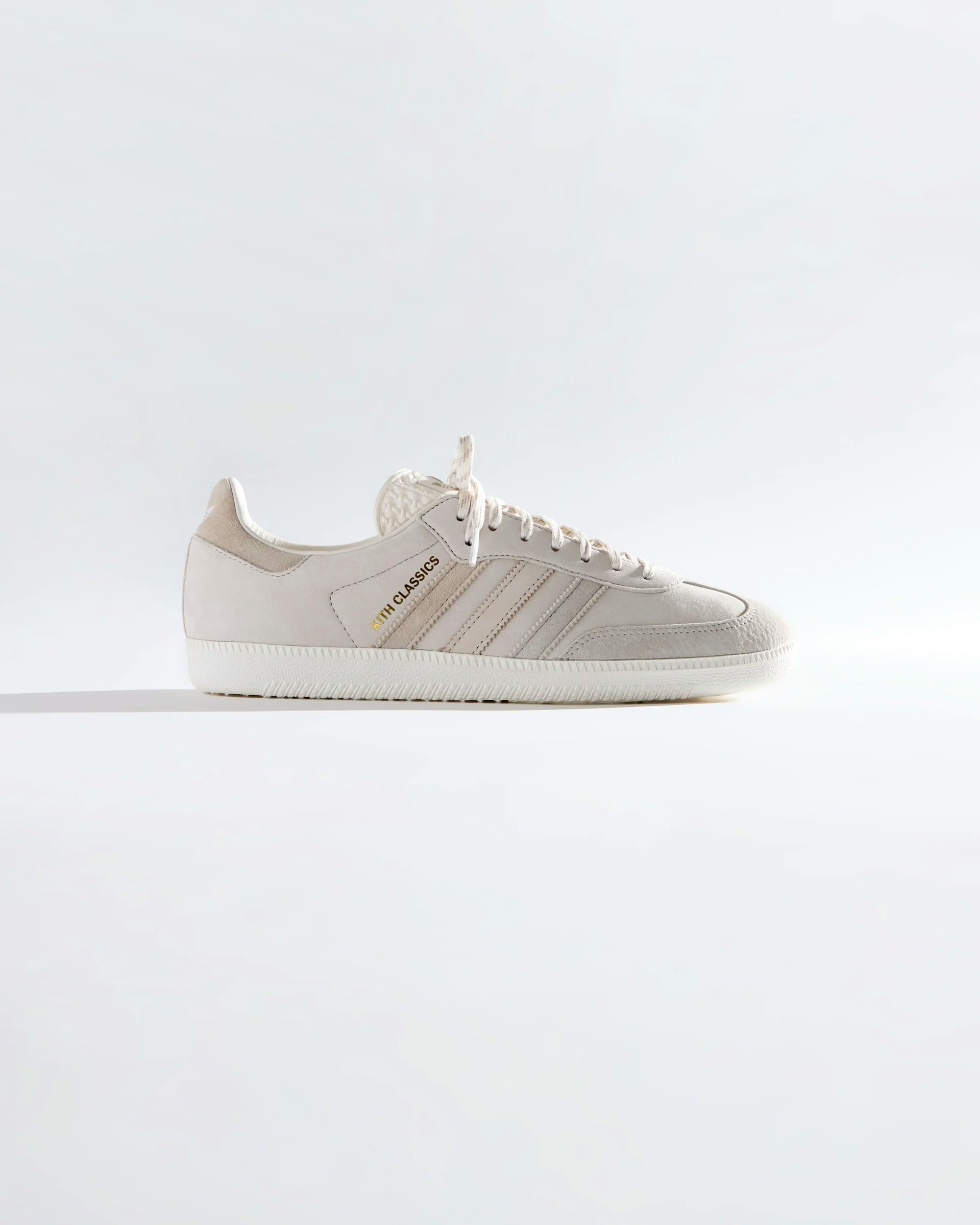 Kith x adidas Samba "Summer 2024" (Cloud White) Kith x adidas Samba "Summer 2024" (Cloud White)