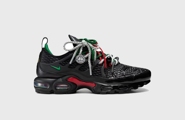 HOMECOMING x Nike Air Max Plus Black HOMECOMING x Nike Air Max Plus Black